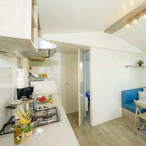 Stacaravan 6 personen - Stacaravan Homair Vacances op camping St Aygulf-Plage Comfort | 2 Slaapkamers | 4/6 Pers | Single terras | Airconditioning