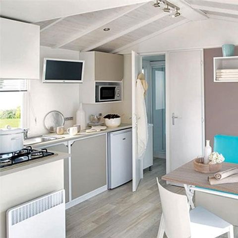Stacaravan 4 personen - Comfort | 2 slaapkamers | 4 pers | Klein terras | Airconditioning | TV