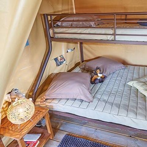 Tent 5 personen - 2 slaapkamers | 4-5 slaapplaatsen | Geen badkamer | Airconditioning