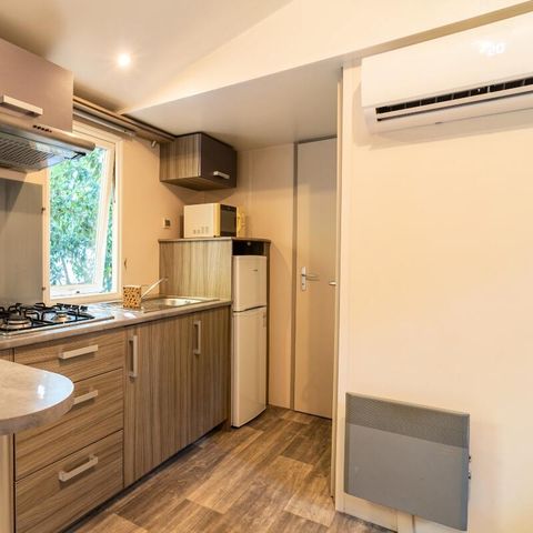 Stacaravan 4 personen - Klassiek 3 kamer appartement voor 4 personen met airconditioning + TV