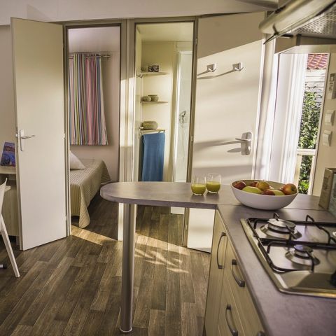 Stacaravan 4 personen - Klassiek 2 slaapkamers, 1 badkamer, 4 slaapplaatsen