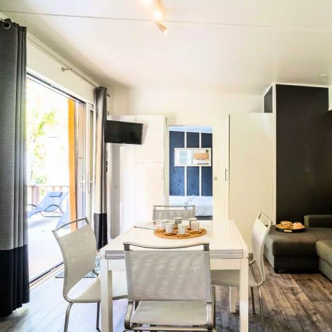 Stacaravan 4 personen - Kosy 3 Kamers 4 Personen Airconditioning + TV