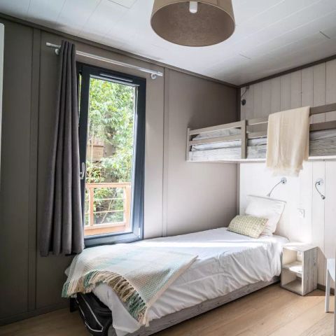 Safaritent 5 personen - Lodge Kabane sur Pilotis 3 kamers 5 personen Airconditioning + TV