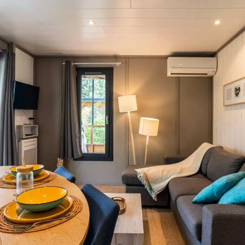 Safaritent 5 personen - Lodge Kabane sur Pilotis 3 kamers 5 personen Airconditioning + TV
