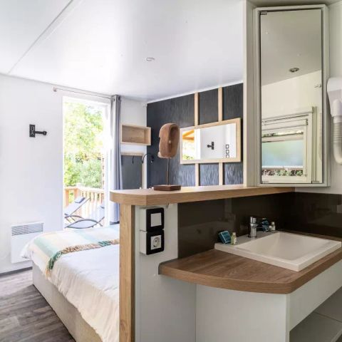 Stacaravan 4 personen - Kosy 3 Kamers 4 Personen Airconditioning + TV