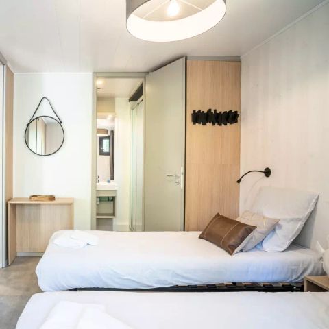 Safaritent 4 personen - Lodge Kabane sur Pilotis 3 Kamers 4 Personen Airconditioning + TV
