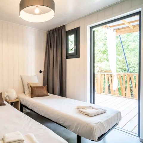 Safaritent 4 personen - Lodge Kabane sur Pilotis 3 Kamers 4 Personen Airconditioning + TV