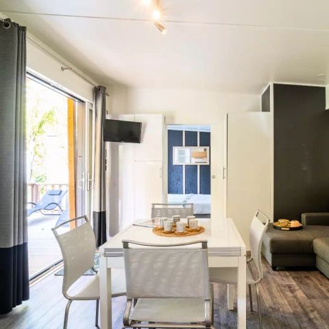 Stacaravan 4 personen - Kosy 3 Kamers 4 Personen Airconditioning + TV