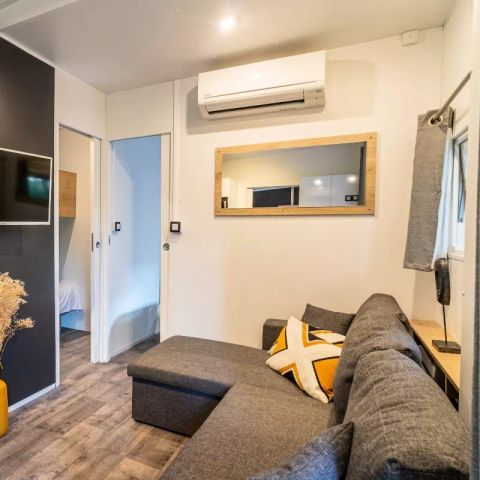 Stacaravan 6 personen - Kosy 4 kamers 6 personen Airconditioning + TV