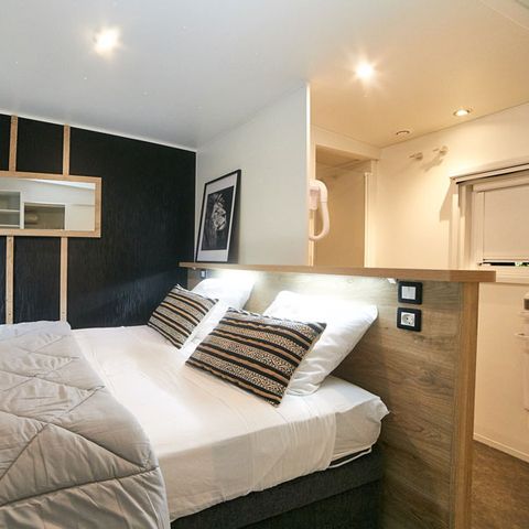 Stacaravan 8 personen - KOSY TRIBU 4 slaapkamers 8 personen