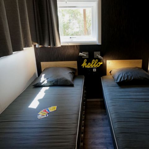 Stacaravan 8 personen - KOSY TRIBU 4 slaapkamers 8 personen