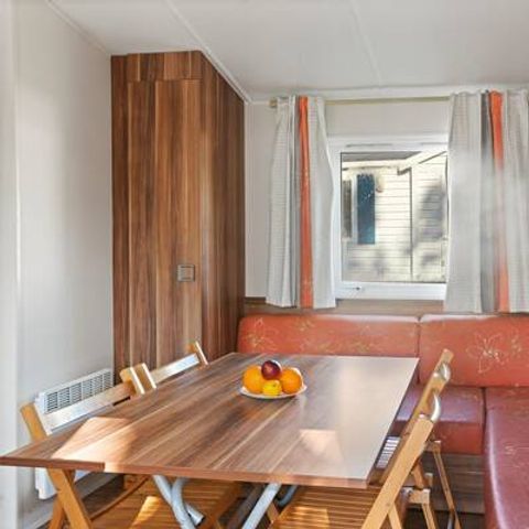 Stacaravan 6 personen - Klassiek | 3 slaapkamers | 6 pers | Niet overdekt verhoogd terras | 1 badkamer