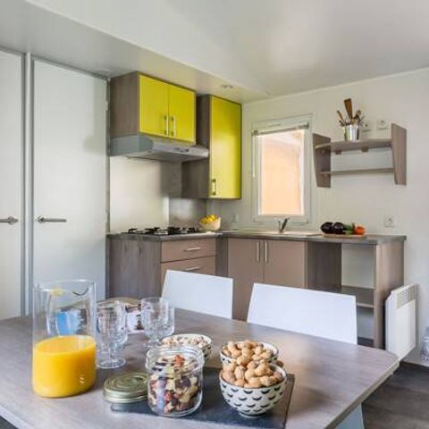 Bungalow 6 personen - Stacaravan | Comfort | 2 Slaapkamers | 4/6 Pers. | Overdekt verhoogd terras