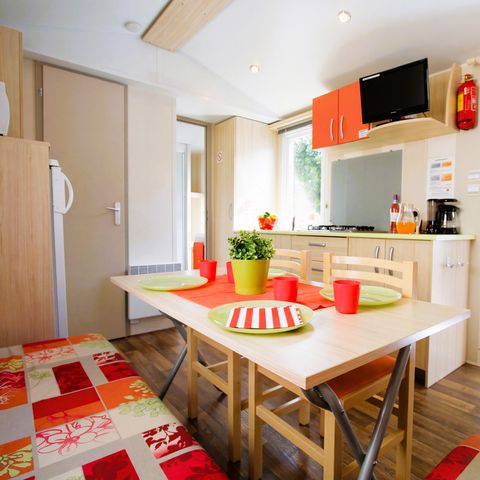 Stacaravan 6 personen - 2 slaapkamers - TV