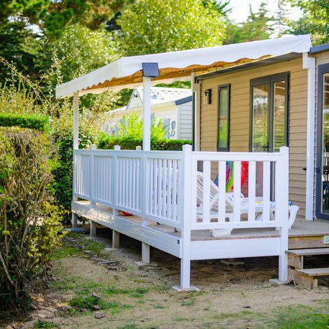 Stacaravan 6 personen - D/ COMFORTABELE COTTAGE met 3 slaapkamers, 6 personen – 35 m² – overdekt terras voor 6 personen