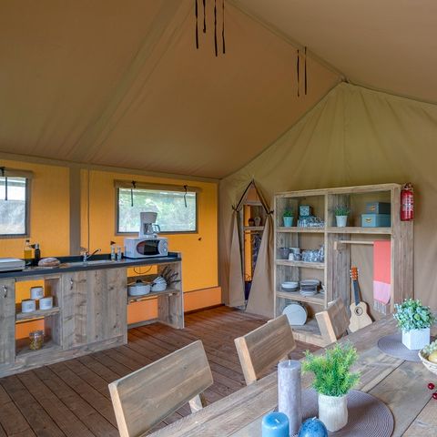 Safaritent 6 personen - Houten lodge 2 slaapkamers zonder sanitair
