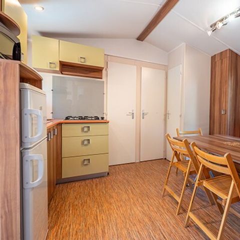 Stacaravan 4 personen - Stacaravan | Klassiek | 2 Slaapkamers | 4 Pers. | Verhoogd terras | TV