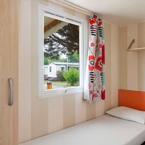 Stacaravan 6 personen - Stacaravan | Classic XL | 3 slaapkamers | 6 pers. | Verhoogd terras | TV