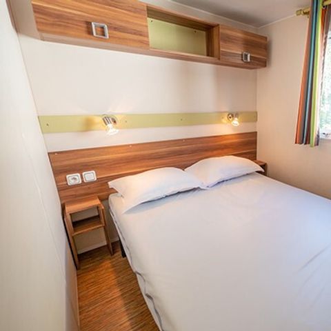 Stacaravan 4 personen - Stacaravan | Klassiek | 2 Slaapkamers | 4 Pers. | Verhoogd terras | TV