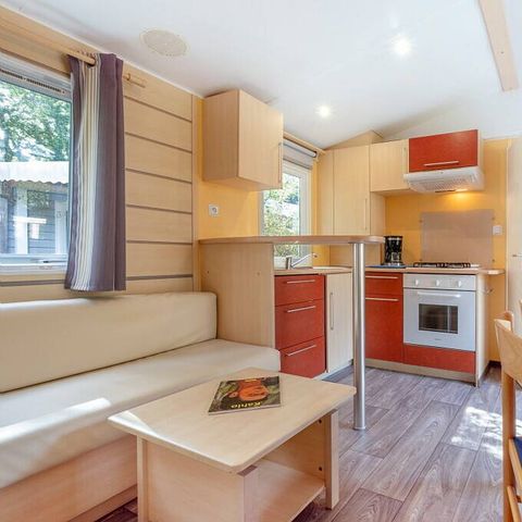 Stacaravan 6 personen - Klassiek | 3 slaapkamers | 6 pers | Enig terras | 1 badkamer