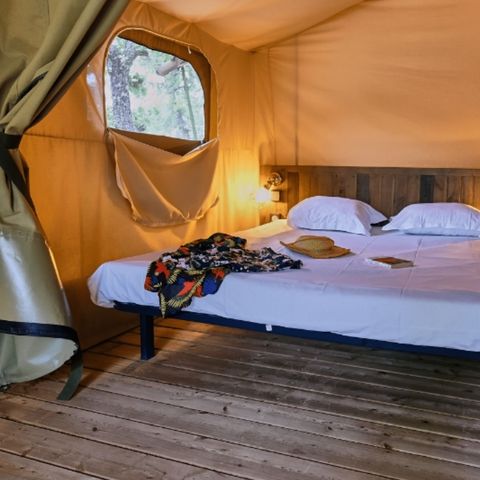 LODGE 5 personen - GEZELLIGE LODGE (GEEN SANITAIR)