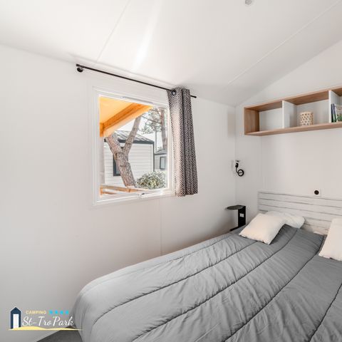 Stacaravan 4 personen - Stacaravan Premium 32m² (2 kamers - 2 badkamers) + Afwasmachine + 15m² halfoverdekt terras