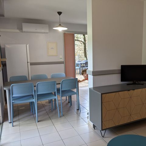 LANDHUIS 4 personen - Paviljoen met uitzicht - 1 slaapkamer met airconditioning + terras en TV