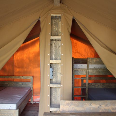 Tent 5 personen - HOUTEN zonder sanitair