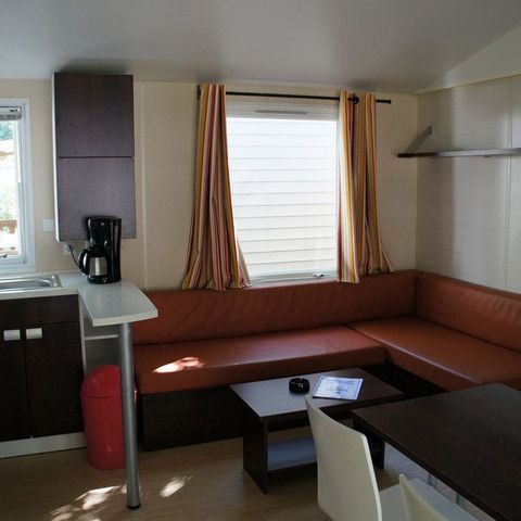 Stacaravan 5 personen - Stacaravan Comfort 32 m² 2 kamers + terras 12m² halfoverdekt (9m²) + TV 4/5 pers