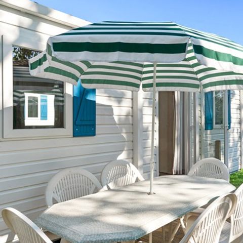 Stacaravan 4 personen - Stacaravan | Classic XL | 2 slaapkamers | 4 pers. | Overdekt verhoogd terras | Airconditioning.