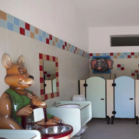 Kampeerplaats - Staanplaats meer - 85m² - 10 AMP