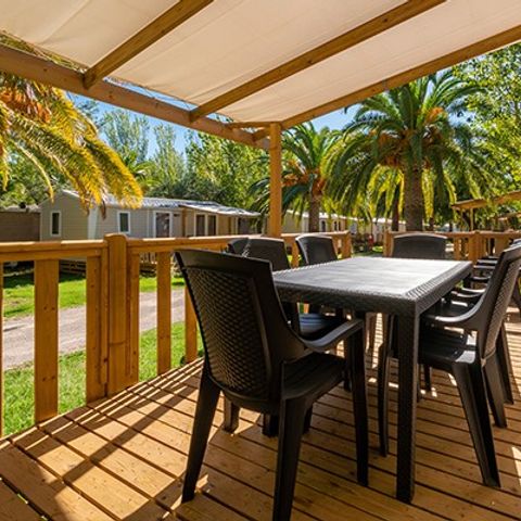 Stacaravan 4 personen - Comfort XL | 2 Slaapkamers | 4 Pers | Verhoogd terras | Airconditioning