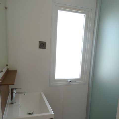 Stacaravan 6 personen - 4/6 personen 2 slaapkamers, 27m2 categorie 2