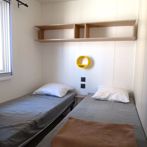 Stacaravan 6 personen - 4/6 personen 2 slaapkamers, 27m2 categorie 2