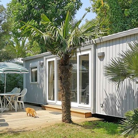 Stacaravan 6 personen - Comfort XL | 2 slaapkamers | 6 pers | Terras | Airconditioning