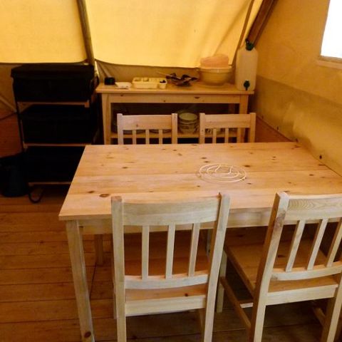 Glampingtent 4 personen - Amazonehut (zonder sanitair)
