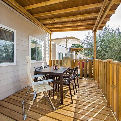Stacaravan 6 personen - Mobile-home | Comfort | 2 Slaapkamers | 4/6 Pers. | Verhoogd terras | Airconditioning.