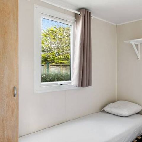 Stacaravan 6 personen - Comfort | 2 Slaapkamers | 4/6 Pers | Verhoogd terras | 1 Badkamer | Airconditioning | TV