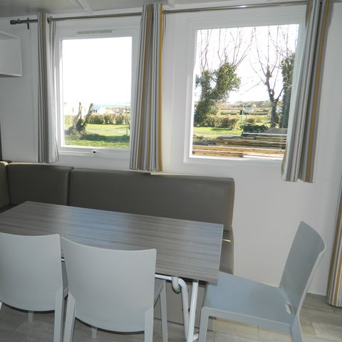 Stacaravan 6 personen - 28 tot - 31 m² - 3 slaapkamers - Terras - Voor 6/8 personen
