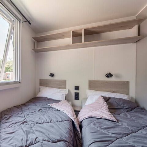 Stacaravan 6 personen - Stacaravan | Premium | 3 slaapkamers | 6 pers | Terras Lounge | Airconditioning | TV