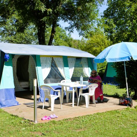 Glampingtent 6 personen -  Bungalowtent 25m² - 2 kamers - zonder sanitair 4/6 pers