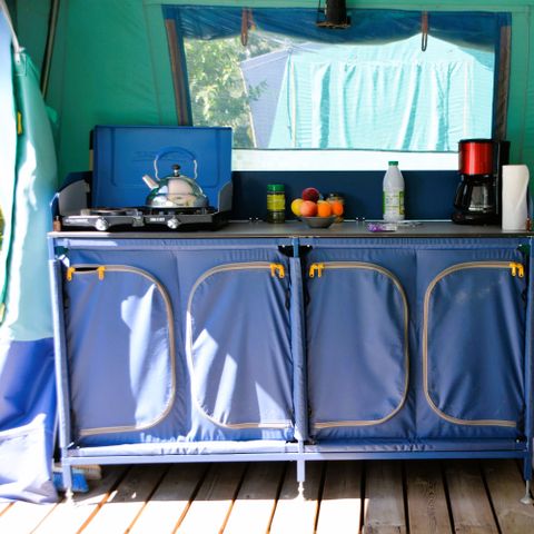 Glampingtent 6 personen -  Bungalowtent 25m² - 2 kamers - zonder sanitair 4/6 pers