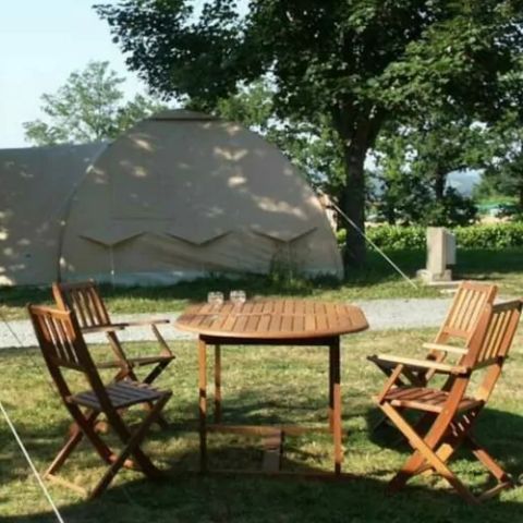 Safaritent 4 personen - Grote Karsten luxe tent - zonder sanitair