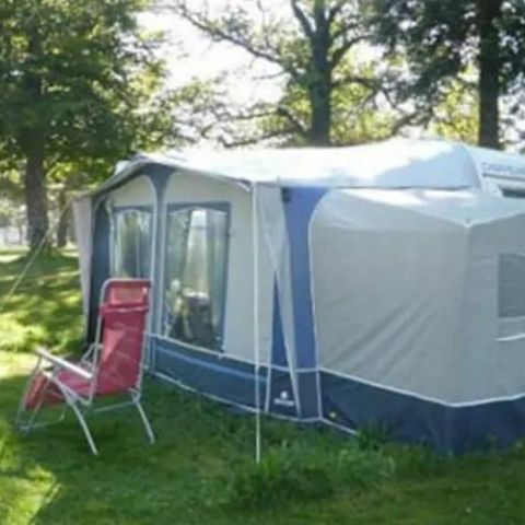 Caravan 3 personen - Caravan (opgemaakte bedden bij aankomst, geen extra kosten)