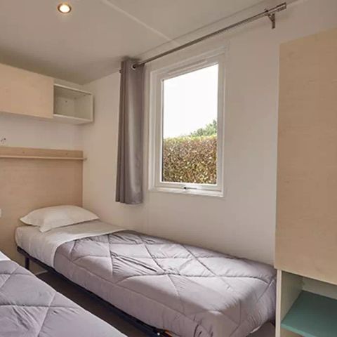 Stacaravan 4 personen - Comfort | 2 slaapkamers | 4 pers | Verhoogd terras | 2 badkamers | Airconditioning | TV