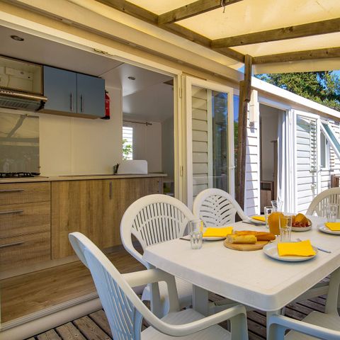 Stacaravan 6 personen - Comfort | 3 slaapkamers | 6 pers | Verhoogd terras | Airconditioning | TV