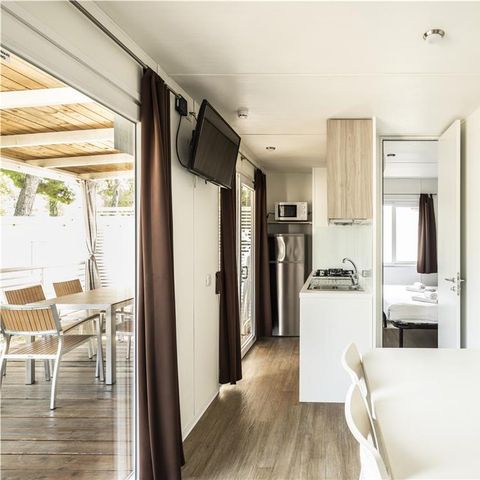 Stacaravan 7 personen - Premium kampeeraccommodatie met drie slaapkamers 6+1