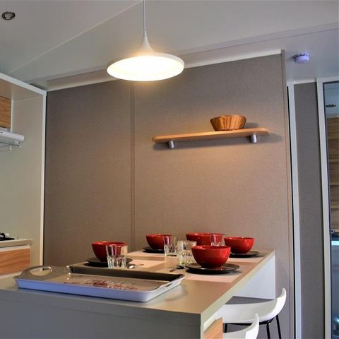 Stacaravan 6 personen - GROTE CHARME AIRCONDITIONING / TV / GASKOOKPLAAT