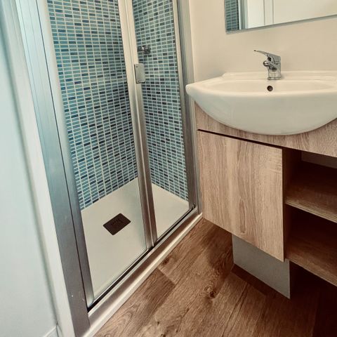 Stacaravan 2 personen - Twee keer 20 m² - Airconditioning