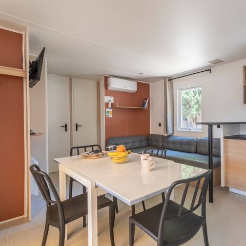 Stacaravan 6 personen - Mobile-home | Premium | 3 slaapkamers | 6 pers | Verhoogd terras | 2 badkamers | Airconditioning | TV